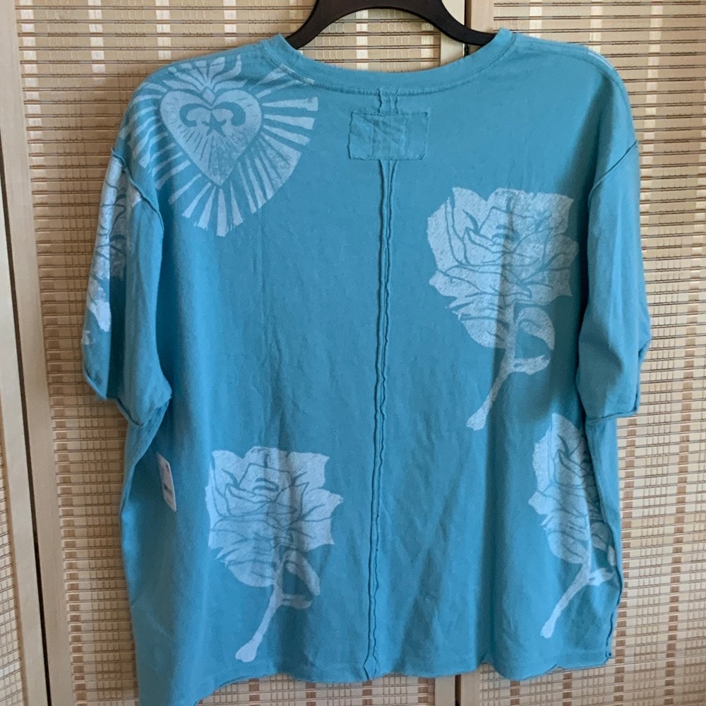 We The Free Blue Floral Short Sleeve Tee Tag Still On Size Medium - Picture 6 of 12
